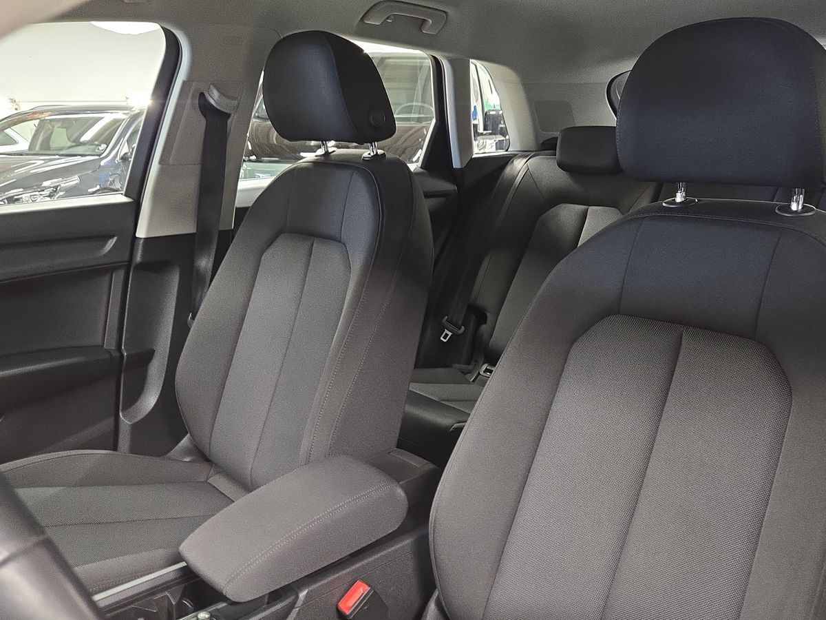 Billede af Audi Q3 1,4 45 TFSI e  Plugin-hybrid Attitude Plus S Tronic 245HK 5d 6g Aut.