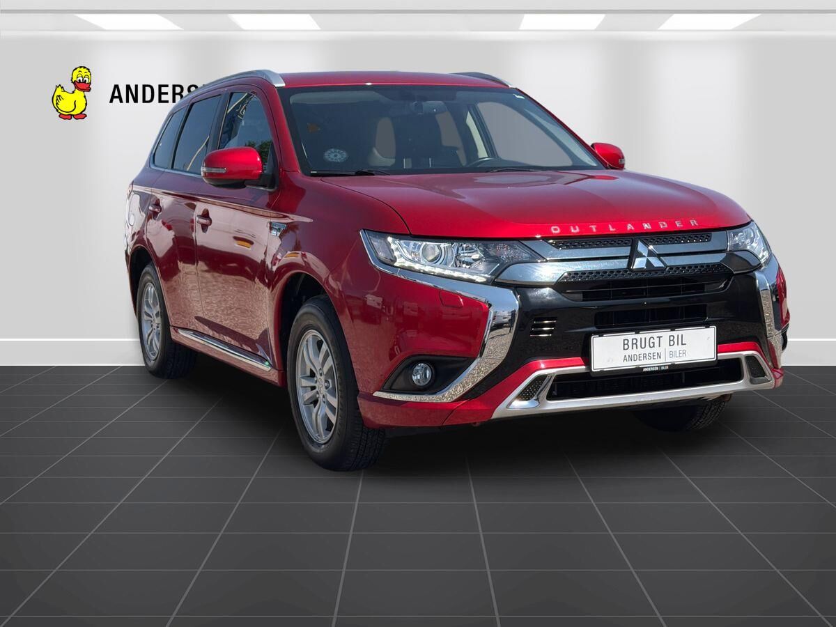 Billede af Mitsubishi Outlander 2,4 PHEV  Plugin-hybrid Inform+ 4WD 224HK 5d 6g Trinl. Gear