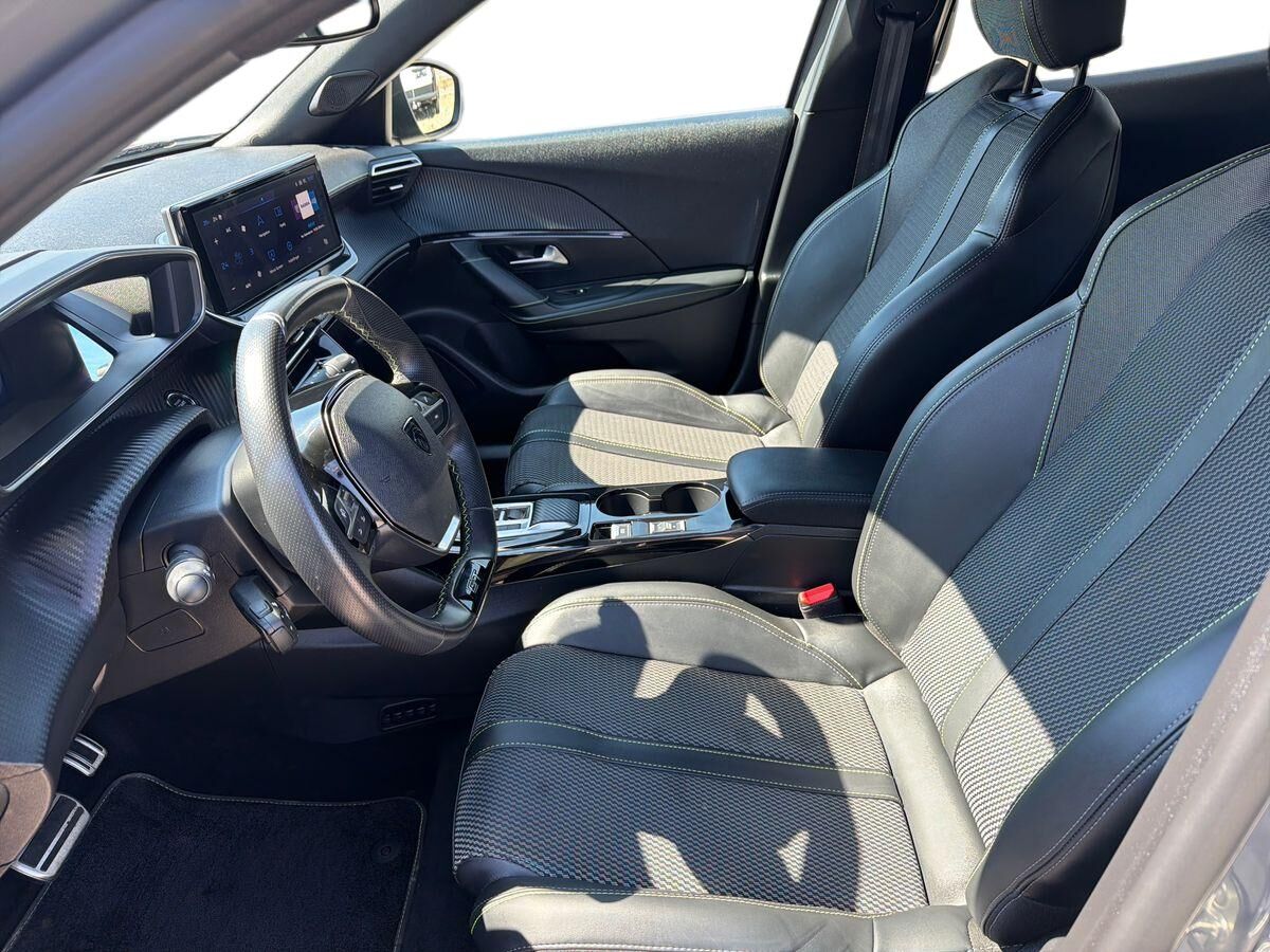 Billede af Peugeot e-2008 EL GT 156HK 5d Aut.