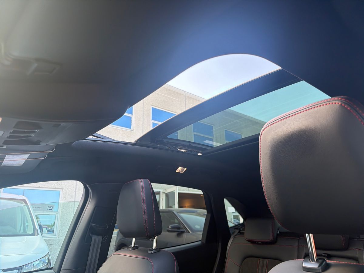 Billede af Ford Kuga 2,5 Plugin-hybrid ST-Line X CVT 243HK 5d Aut.
