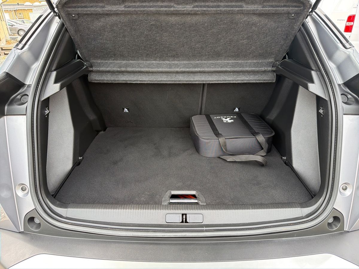 Billede af Peugeot e-2008 EL Allure Pack 136HK 5d Aut.