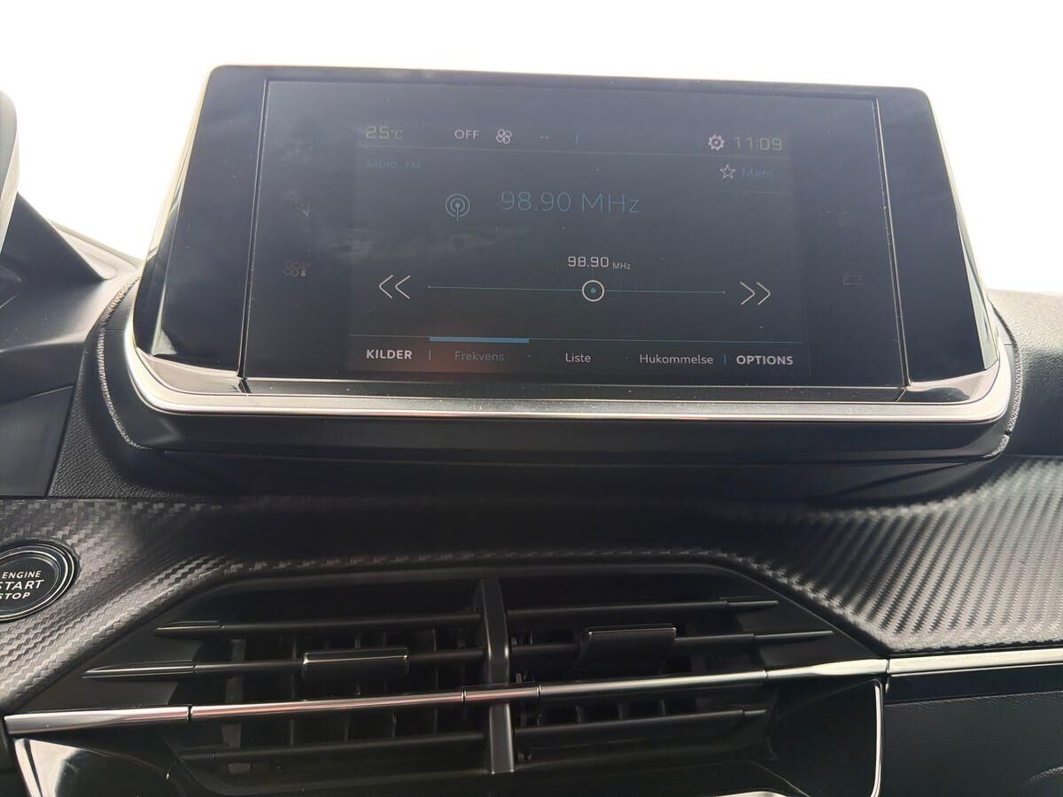 Billede af Peugeot e-2008 EL Allure Pack 136HK 5d Aut.