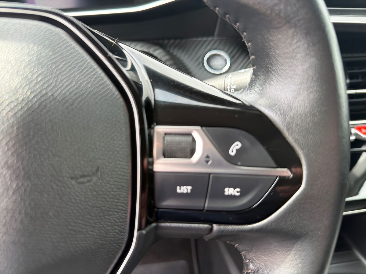 Billede af Peugeot e-2008 EL Allure Pack 136HK 5d Aut.