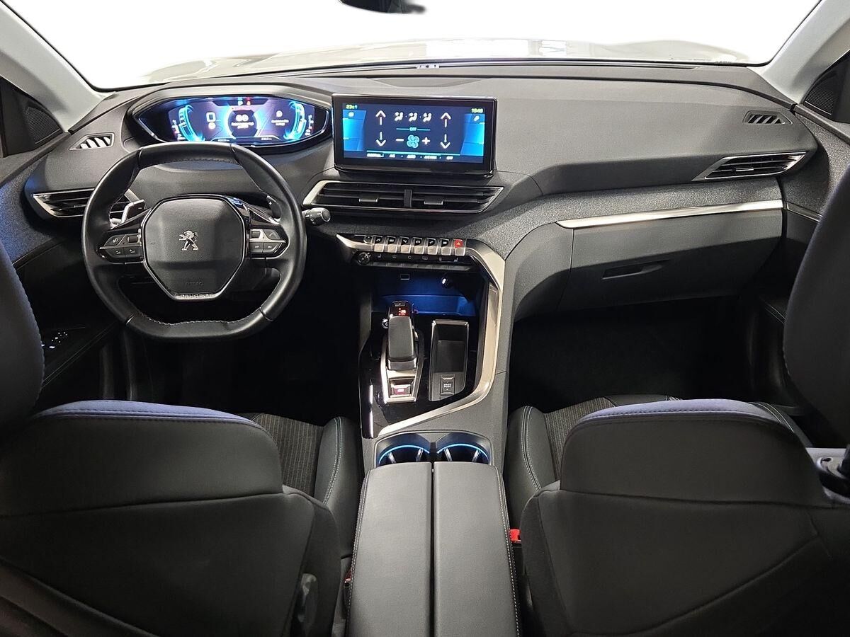 Billede af Peugeot 3008 1,6 PureTech  Plugin-hybrid First Selection EAT8 225HK 5d 8g Aut.