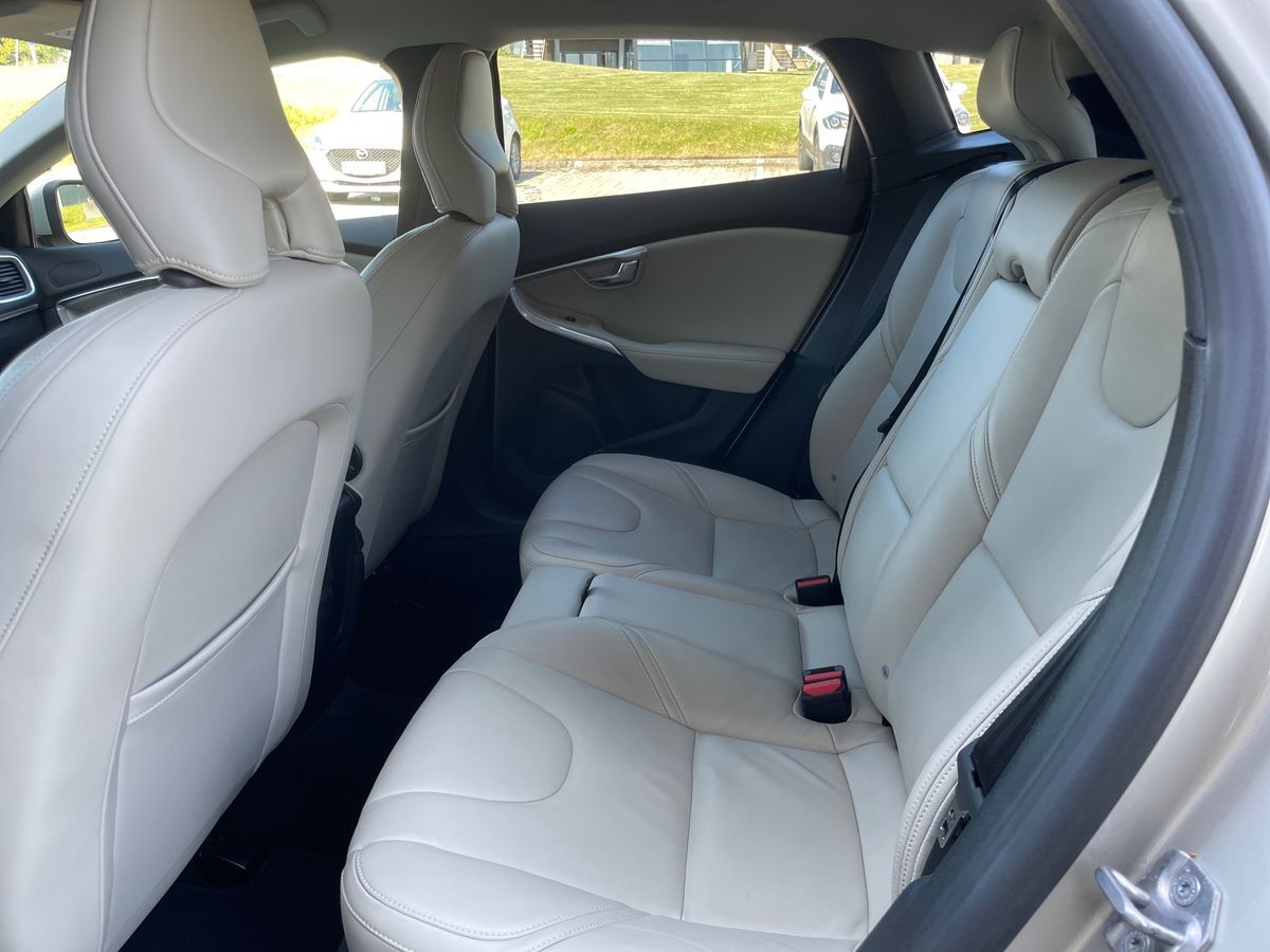 Billede af Volvo V40 2,0 T3 Momentum 152HK 5d 6g