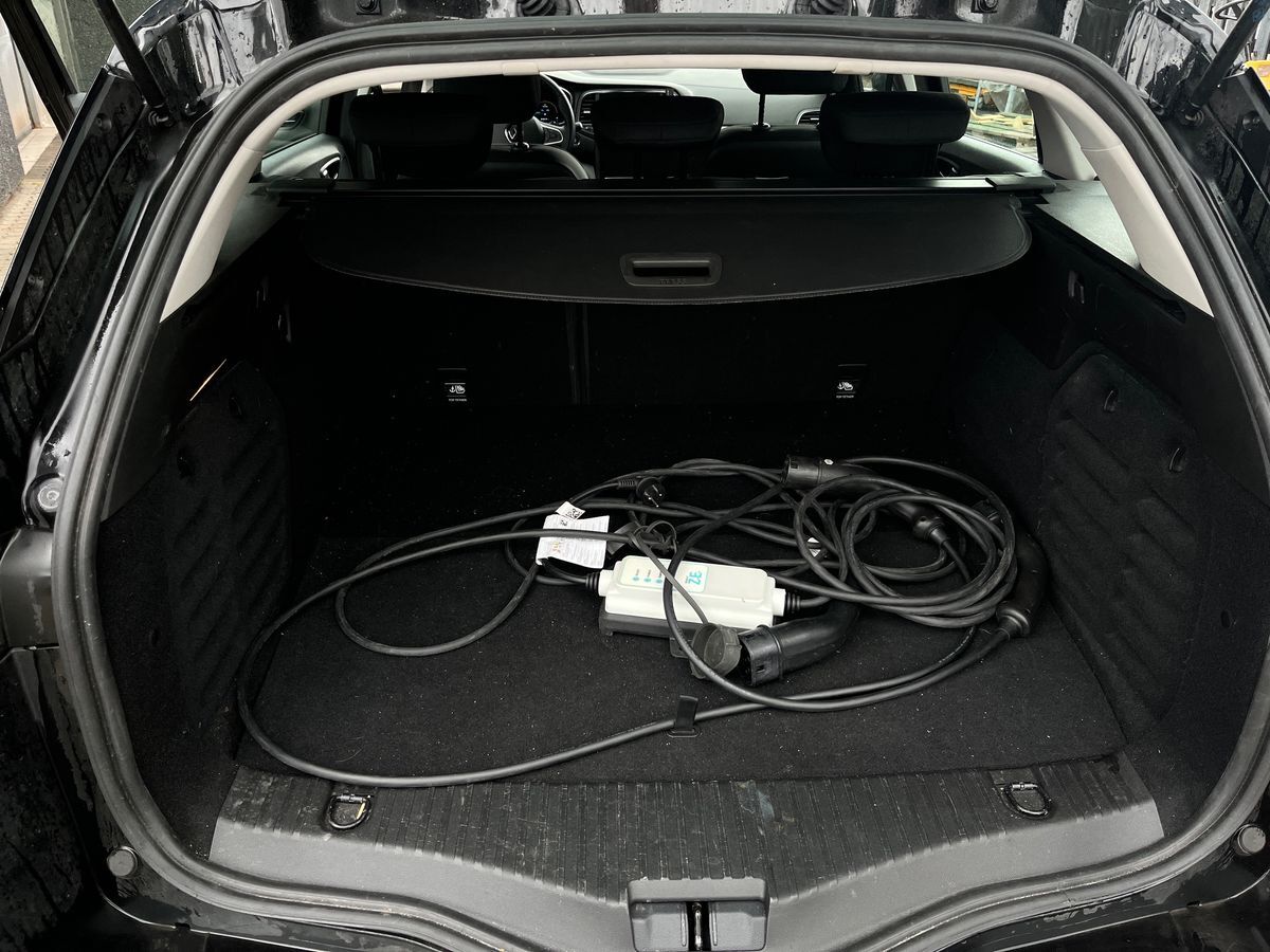 Billede af Renault Mégane Sport Tourer 1,6 E-TECH  Plugin-hybrid Zen 160HK Stc Aut.