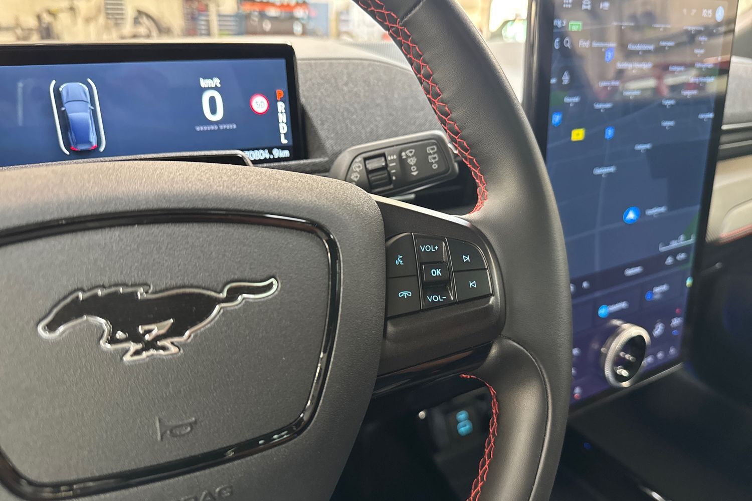 Billede af Ford Mustang Mach-E EL SR Premium AWD 269HK 5d Aut.