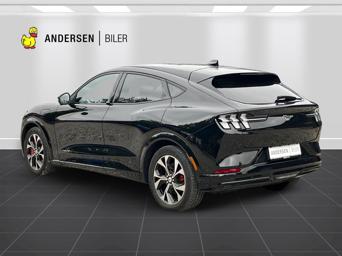 Billede af Ford Mustang Mach-E EL UR Premium 294HK 5d Aut.