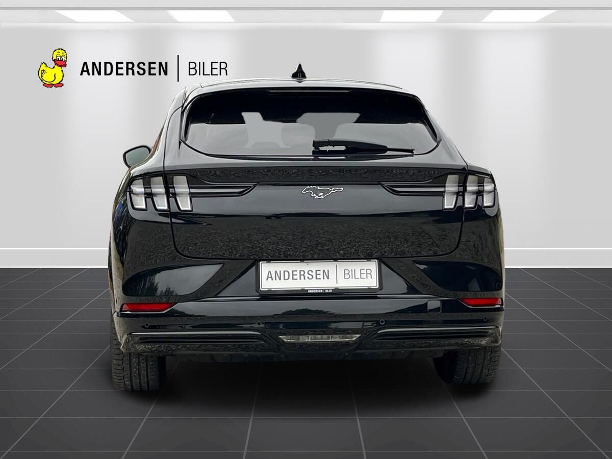 Billede af Ford Mustang Mach-E EL UR Premium 294HK 5d Aut.
