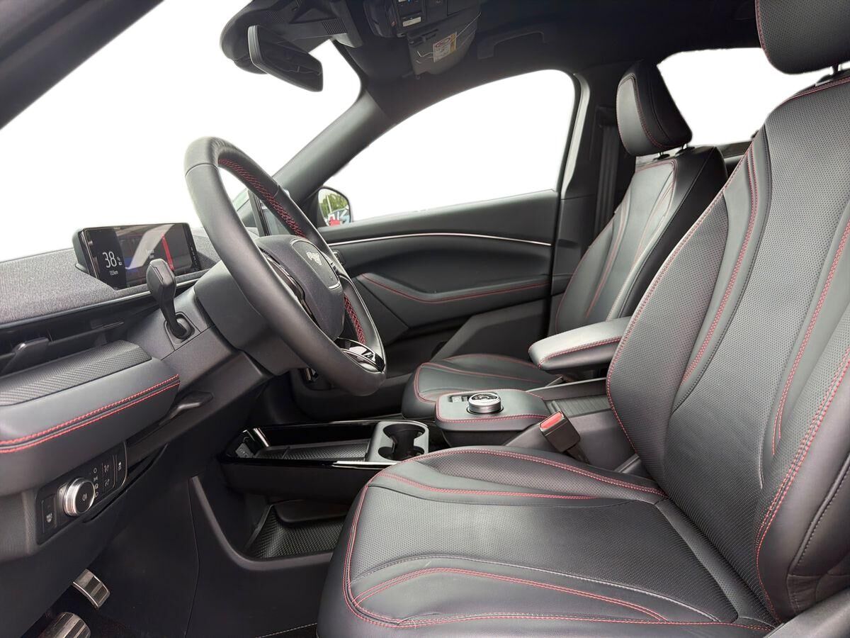 Billede af Ford Mustang Mach-E EL SR AWD 315HK 5d Aut.