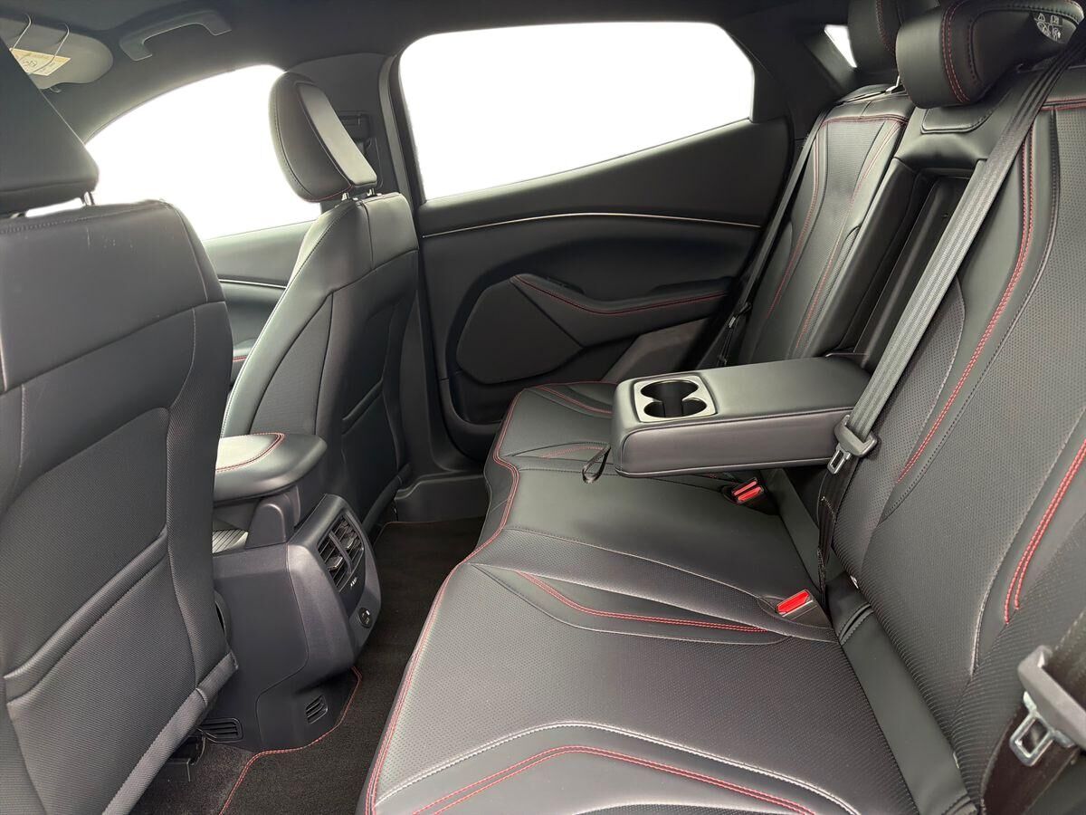 Billede af Ford Mustang Mach-E EL SR AWD 315HK 5d Aut.
