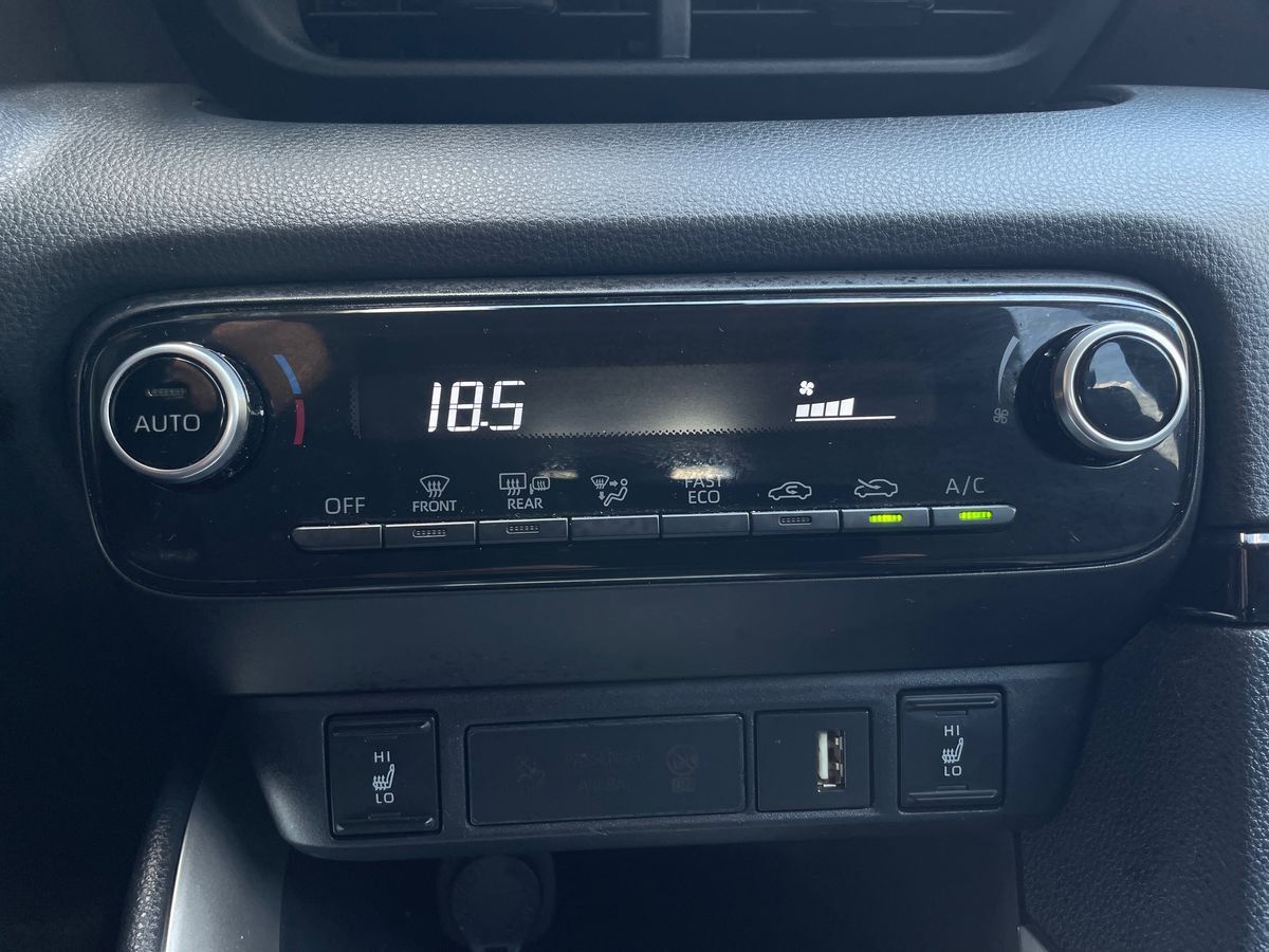 Billede af Toyota Yaris 1,5 Hybrid H3 Smart 116HK 5d Trinl. Gear