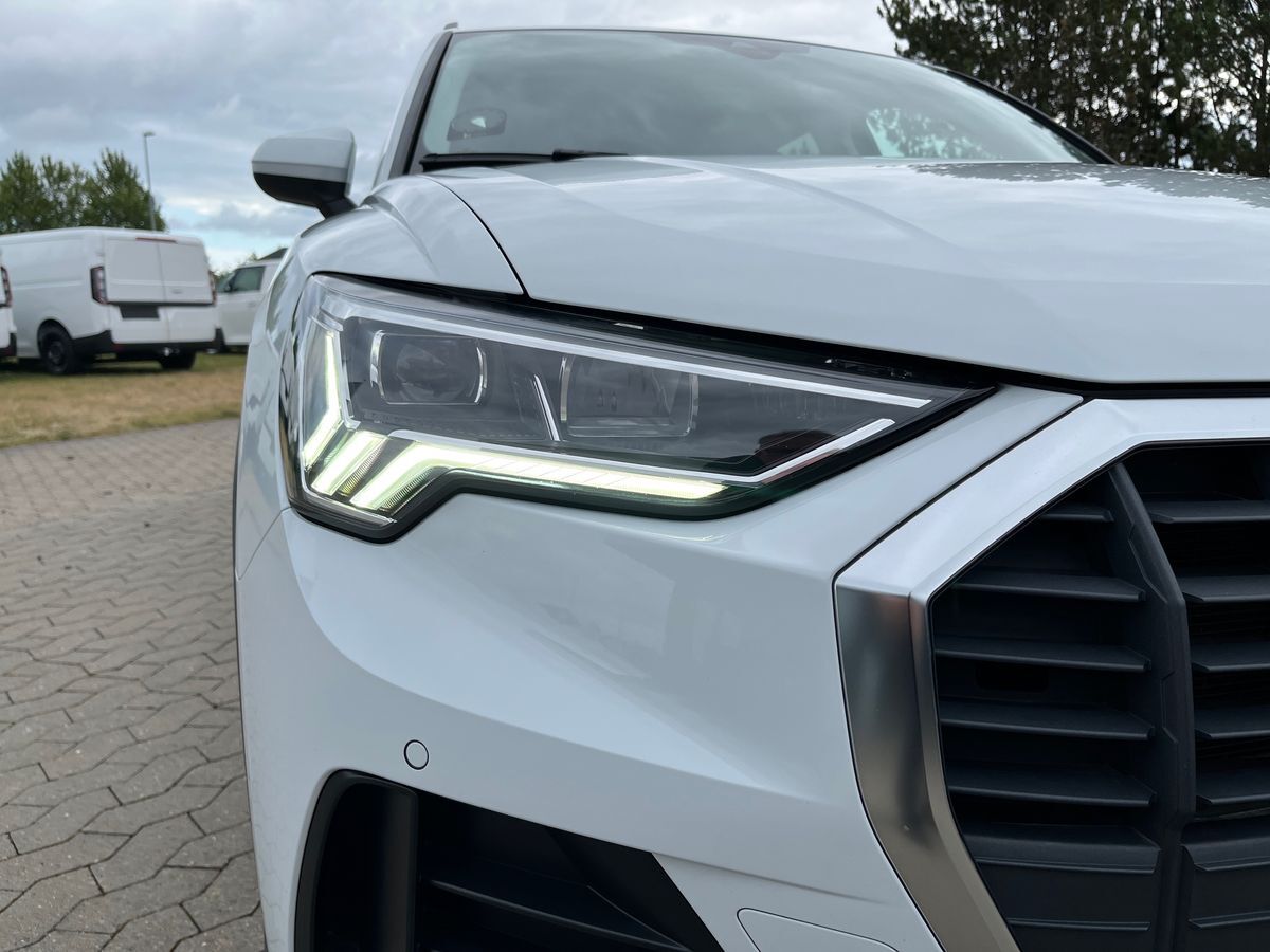 Billede af Audi Q3 1,4 45 TFSI e  Plugin-hybrid Attitude Plus S Tronic 245HK 5d 6g Aut.