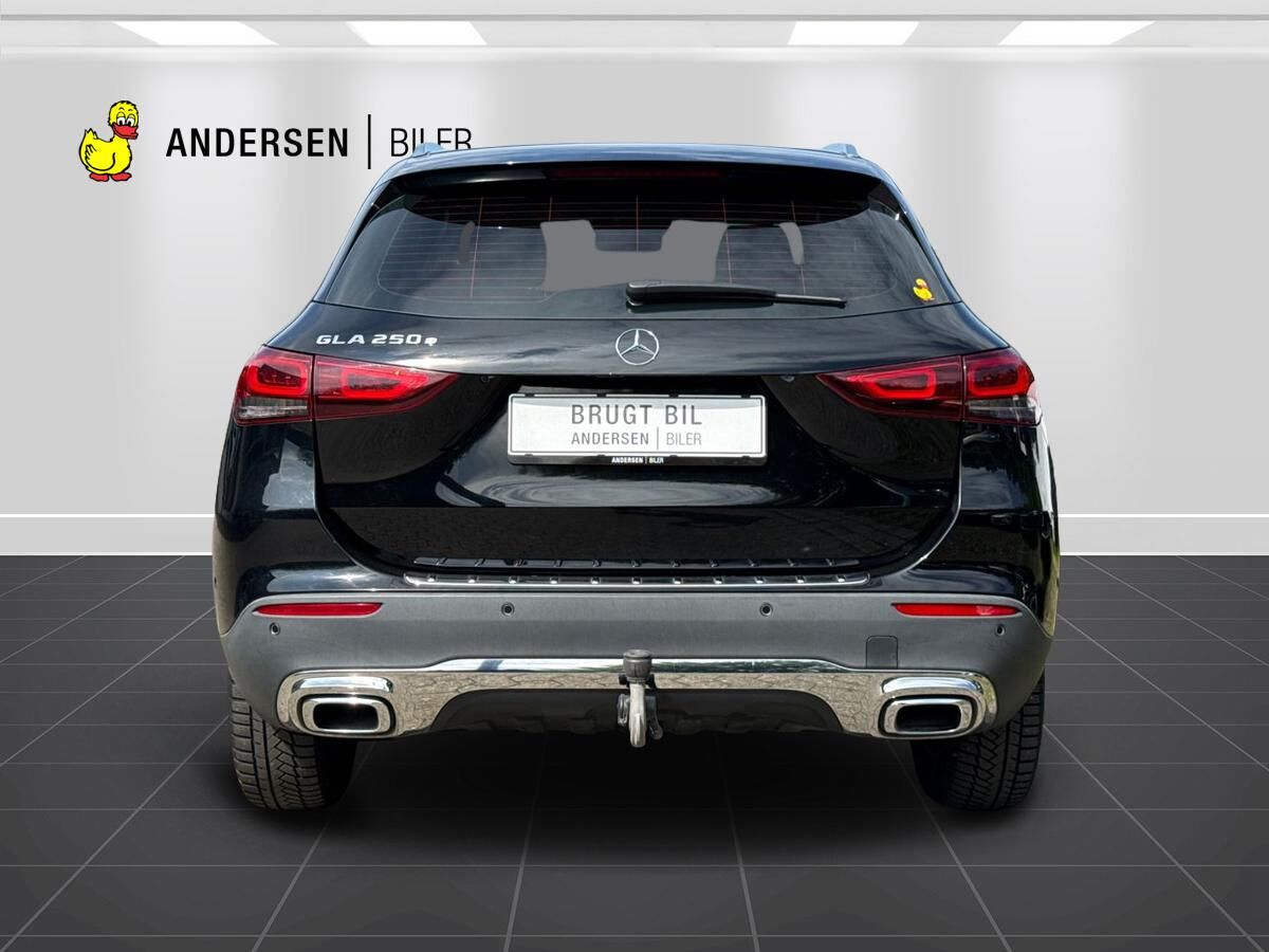 Billede af Mercedes-Benz GLA250 e 1,3 Plugin-hybrid Progressive 8G-DCT 218HK 5d 8g Aut.