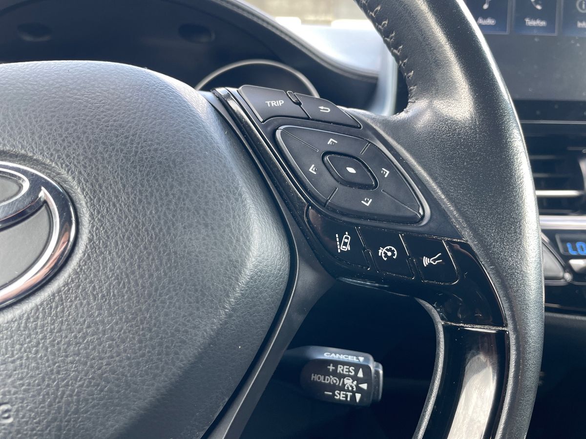 Billede af Toyota C-HR 1,8 Hybrid C-LUB Premium Multidrive S 122HK 5d Aut.