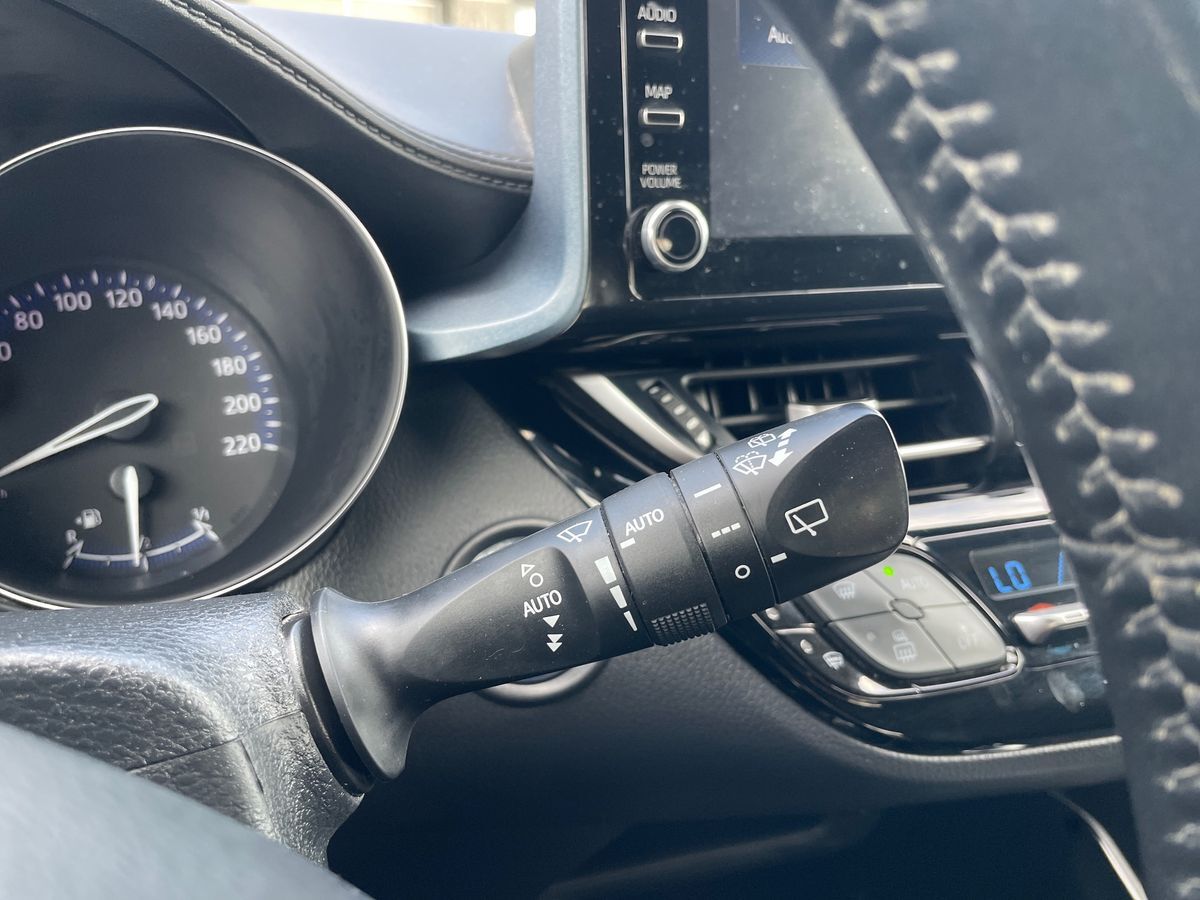 Billede af Toyota C-HR 1,8 Hybrid C-LUB Premium Multidrive S 122HK 5d Aut.