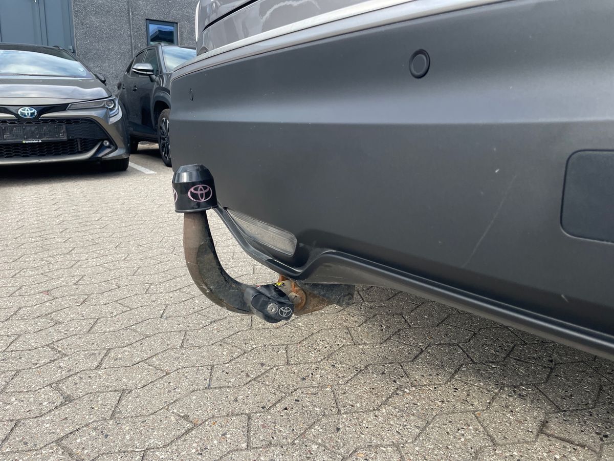 Billede af Toyota C-HR 1,8 Hybrid C-LUB Premium Multidrive S 122HK 5d Aut.