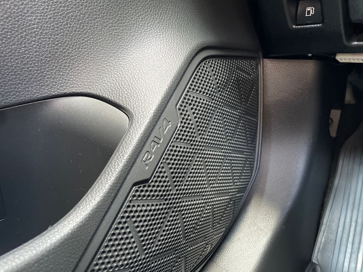 Billede af Toyota RAV4 Plug-in 2,5 Plugin-hybrid H3 Premium AWD 306HK 5d 6g Aut.