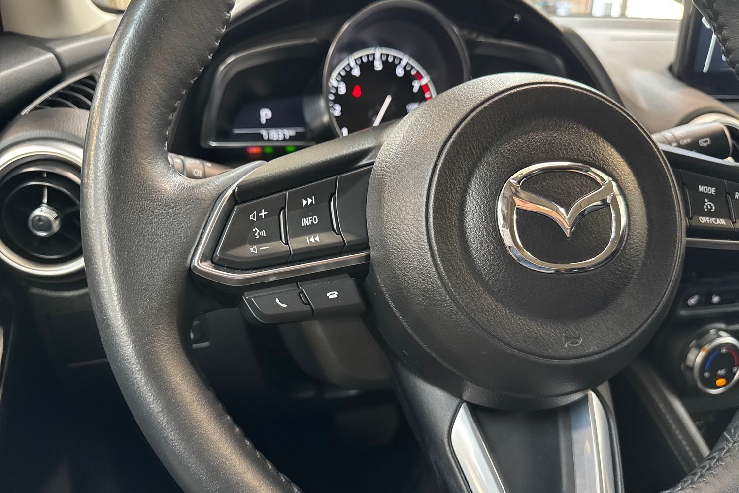 Billede af Mazda 2 1,5 Skyactiv-G Cosmo 90HK 5d 6g Aut.