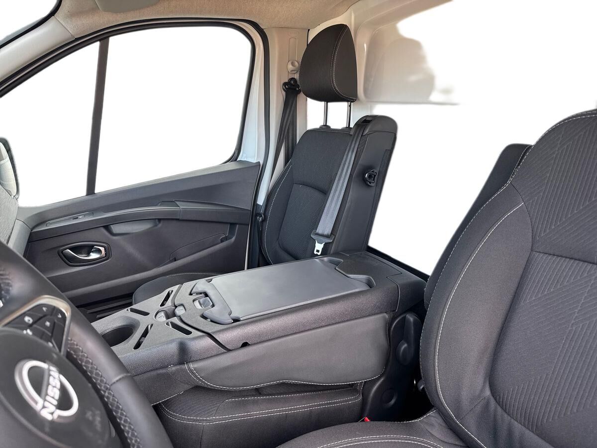 Billede af Nissan Primastar L2H1 2,0 DCi N-Connecta 150HK Van 9g Aut.