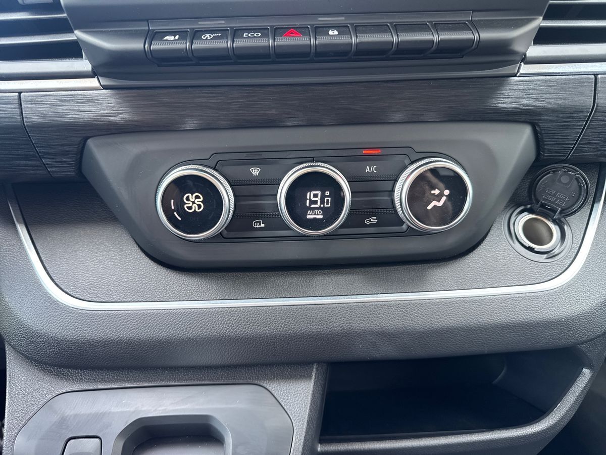 Billede af Nissan Primastar L2H1 2,0 DCi N-Connecta 150HK Van 9g Aut.