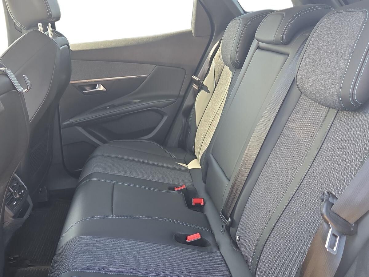 Billede af Peugeot 3008 1,6 PureTech  Plugin-hybrid Allure Pack EAT8 225HK 5d 8g Aut.