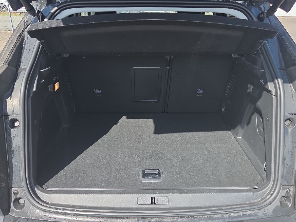 Billede af Peugeot 3008 1,6 PureTech  Plugin-hybrid Allure Pack EAT8 225HK 5d 8g Aut.