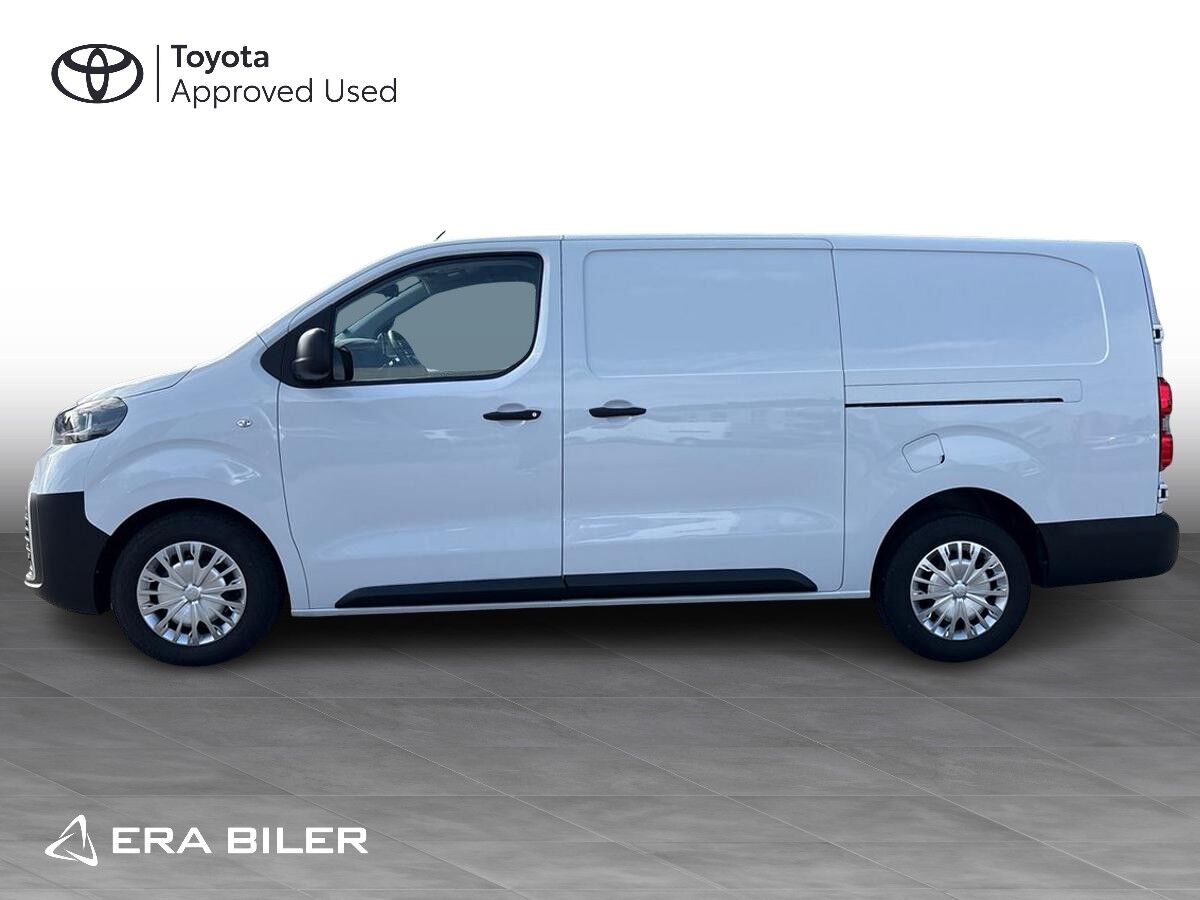 Billede af Toyota Proace Long 2,0 D Comfort Master To skydedør 144HK Van 8g Aut.