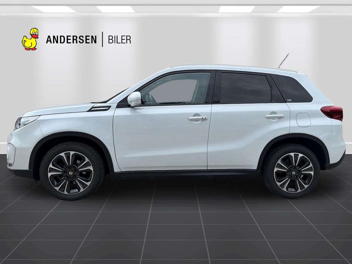 Billede af Suzuki Vitara 1,0 Boosterjet Adventure Holiday 112HK 5d 6g Aut.
