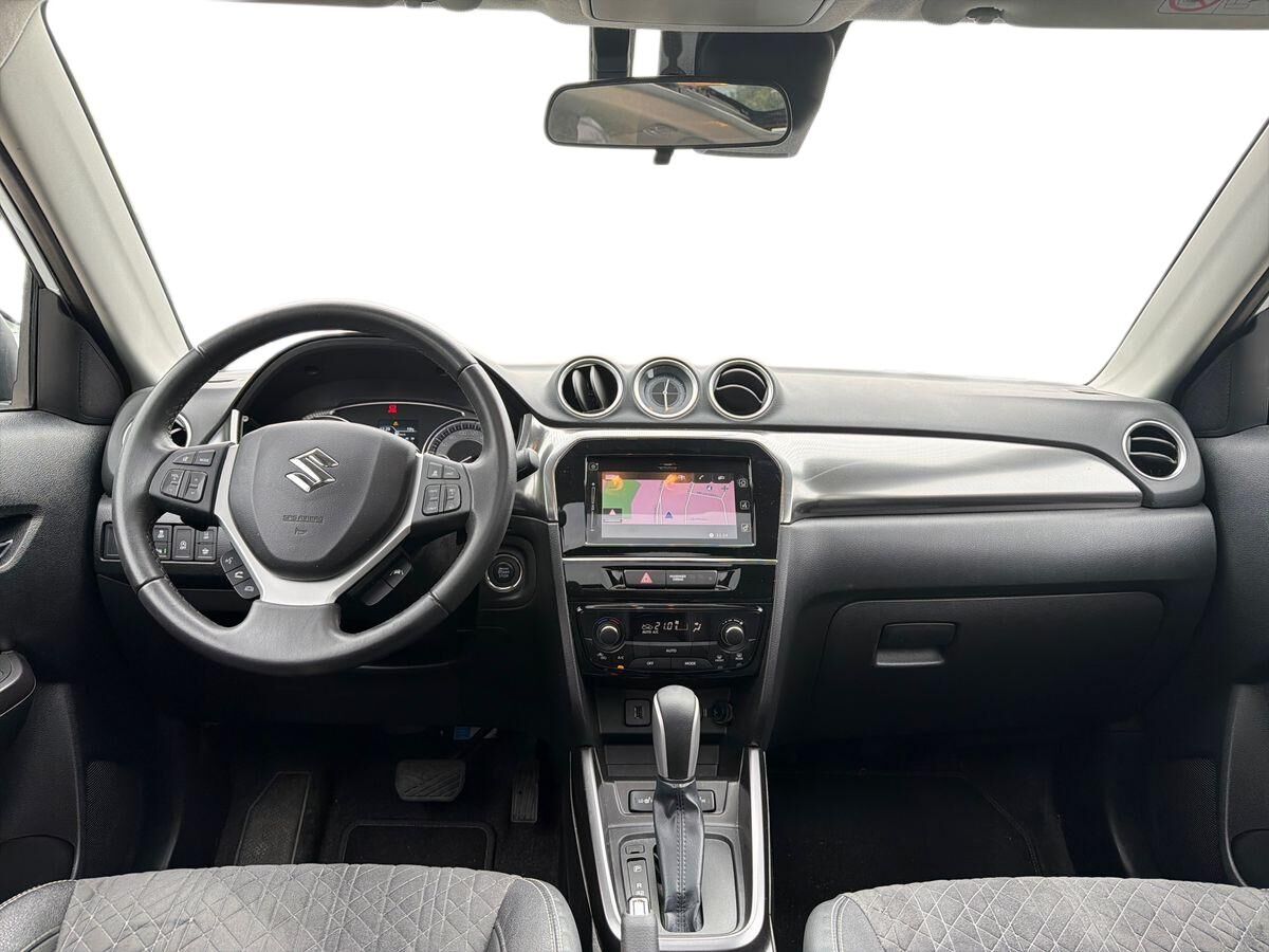 Billede af Suzuki Vitara 1,0 Boosterjet Adventure Holiday 112HK 5d 6g Aut.