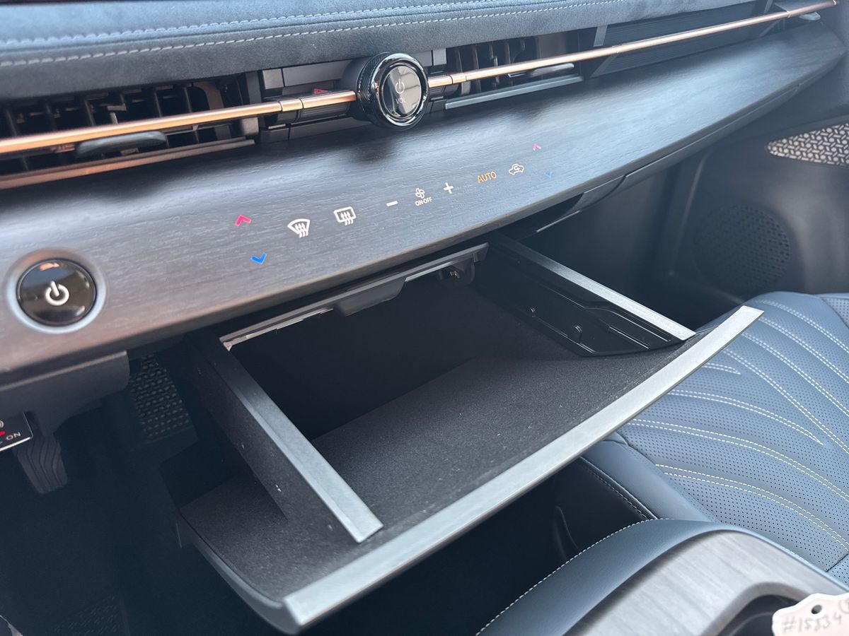 Billede af Nissan Ariya EL Evolve e-4orce 301HK 5d Aut.