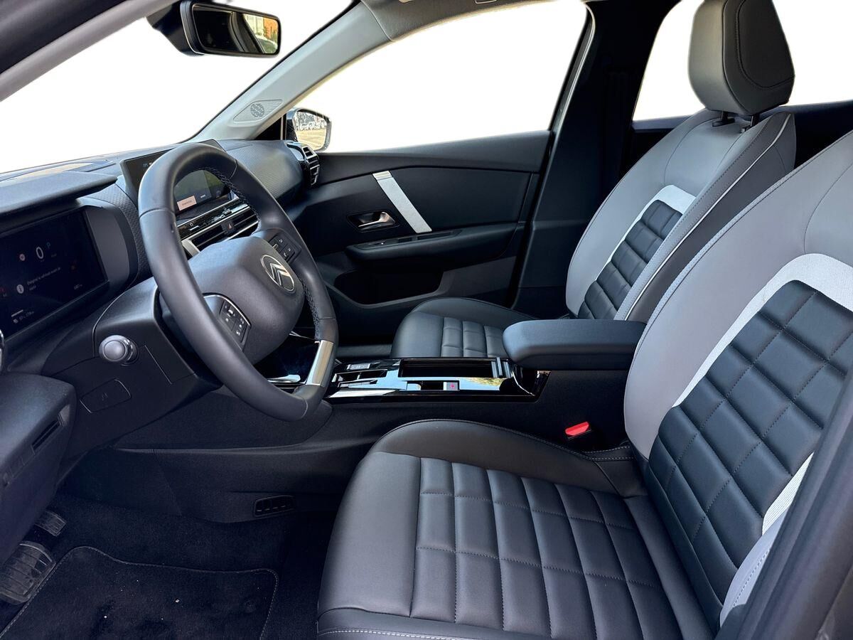 Billede af Citroën e-C4 EL Max 156HK 5d Aut.