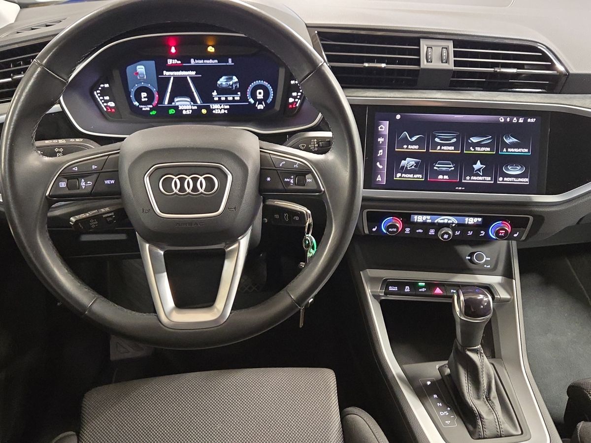 Billede af Audi Q3 Sportback 1,4 45 TFSI e  Plugin-hybrid Attitude Plus S Tronic 245HK 5d 6g Aut.