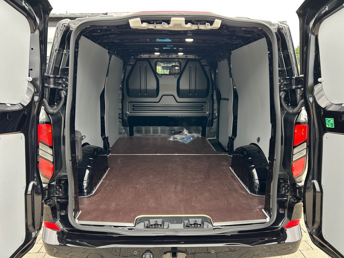 Billede af Ford Transit Custom 320 L2H1 2,5 Plugin-hybrid Limited CVT 233HK Van Trinl. Gear