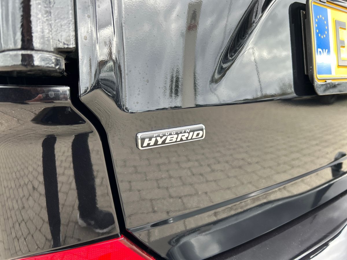 Billede af Ford Transit Custom 320 L2H1 2,5 Plugin-hybrid Limited CVT 233HK Van Trinl. Gear