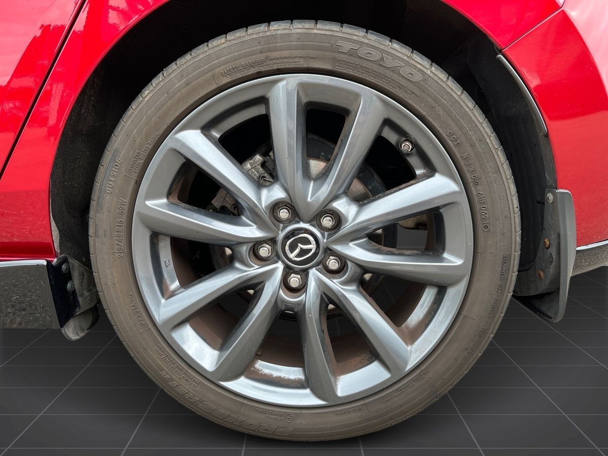 Billede af Mazda 3 2,0 Skyactiv-G  Mild hybrid Cosmo 150HK 5d 6g Aut.