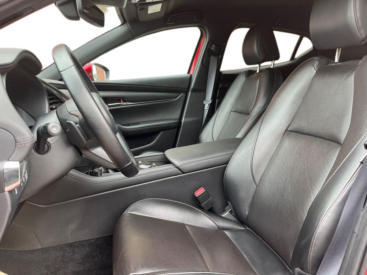 Billede af Mazda 3 2,0 Skyactiv-G  Mild hybrid Cosmo 150HK 5d 6g Aut.