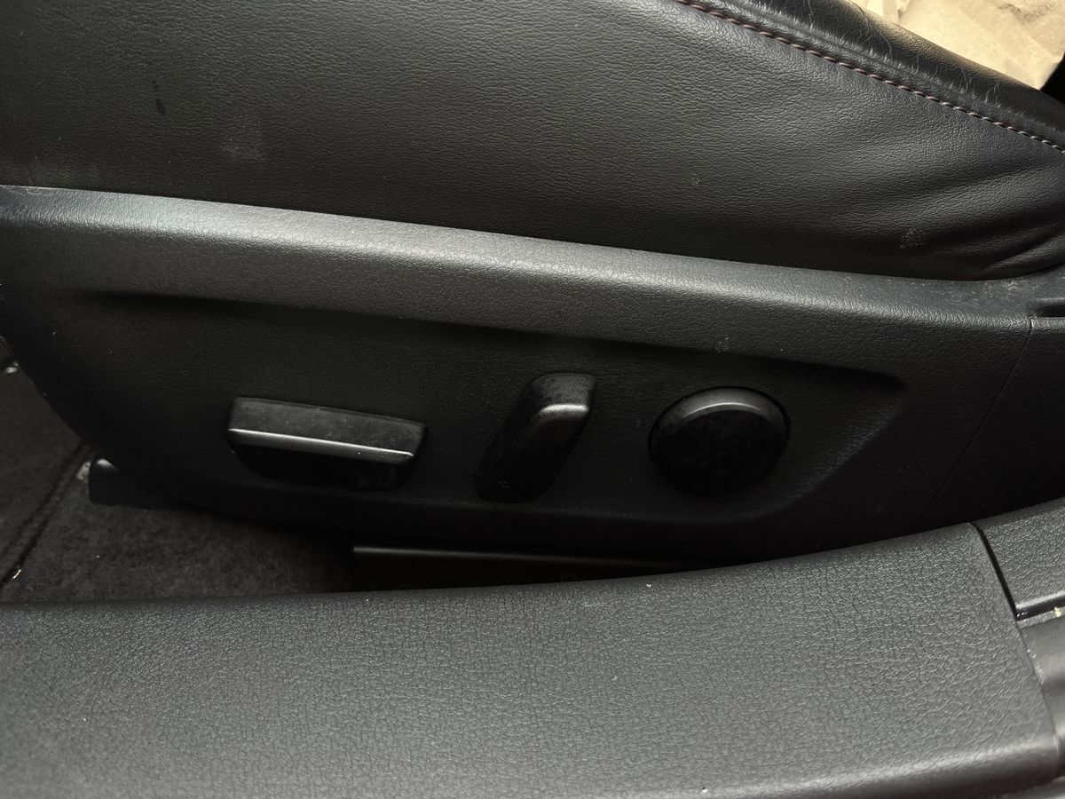 Billede af Mazda 3 2,0 Skyactiv-G  Mild hybrid Cosmo 150HK 5d 6g Aut.