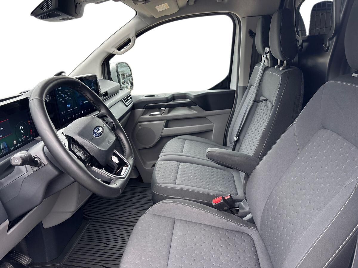 Billede af Ford Transit Custom 320 L2H1 2,5 Plugin-hybrid Limited CVT 233HK Van Trinl. Gear