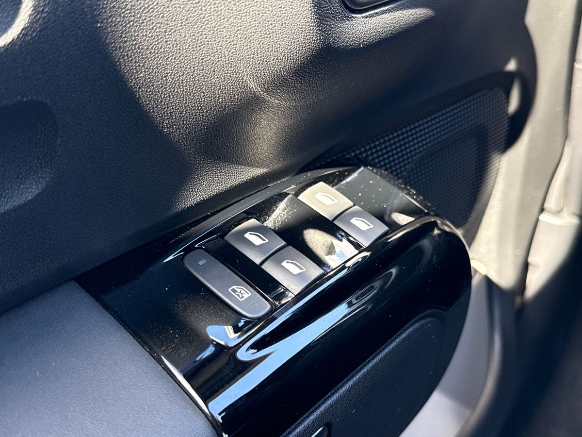 Billede af Citroën C3 1,2 PureTech Shine Sport 83HK 5d