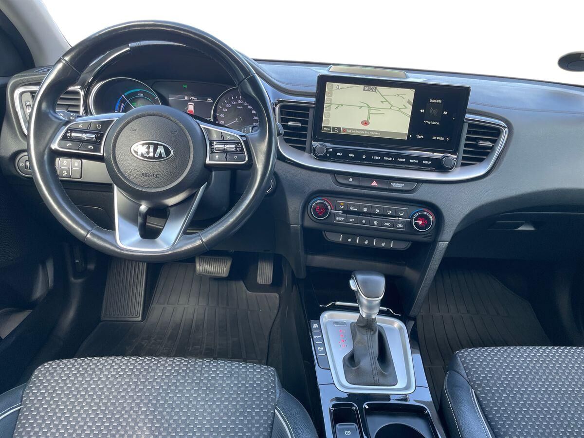 Billede af Kia Ceed SW 1,6 GDI PHEV  Plugin-hybrid Comfort m/Upgrade DCT 141HK Stc 6g Aut.