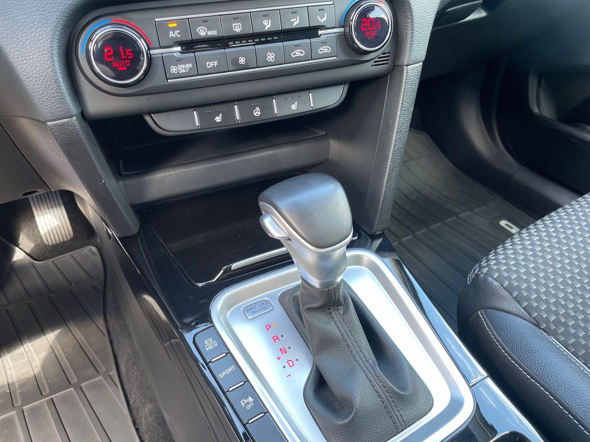 Billede af Kia Ceed SW 1,6 GDI PHEV  Plugin-hybrid Comfort m/Upgrade DCT 141HK Stc 6g Aut.