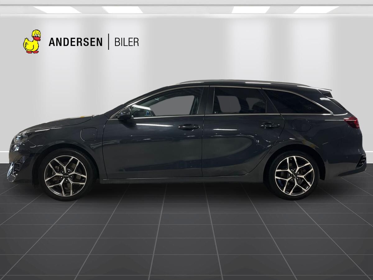Billede af Kia Ceed SW 1,6 GDI PHEV  Plugin-hybrid Upgrade DCT 141HK Stc 6g Aut.