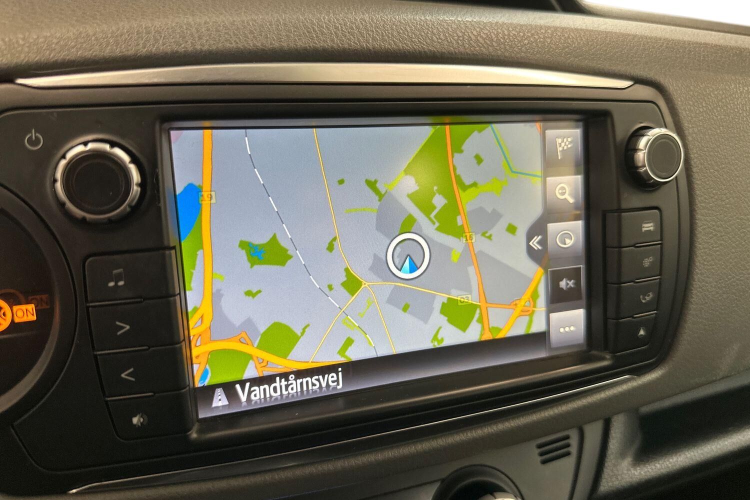 Billede af Toyota Yaris 1,5 Hybrid H1 E-CVT 100HK 5d Trinl. Gear