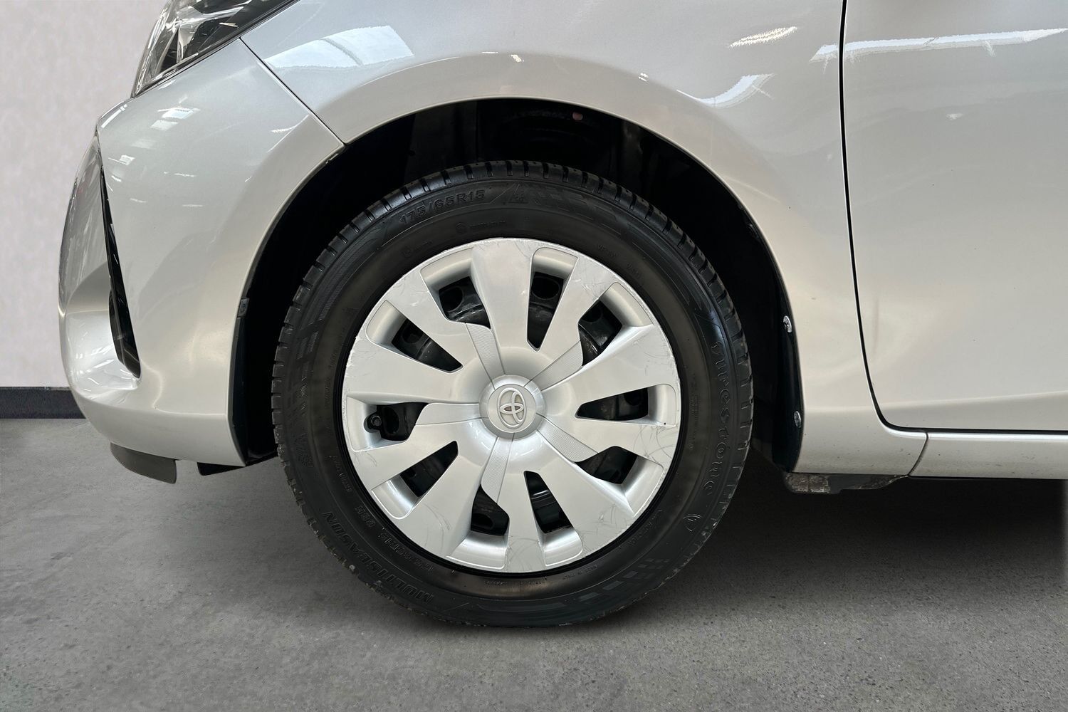 Billede af Toyota Yaris 1,5 Hybrid H1 E-CVT 100HK 5d Trinl. Gear