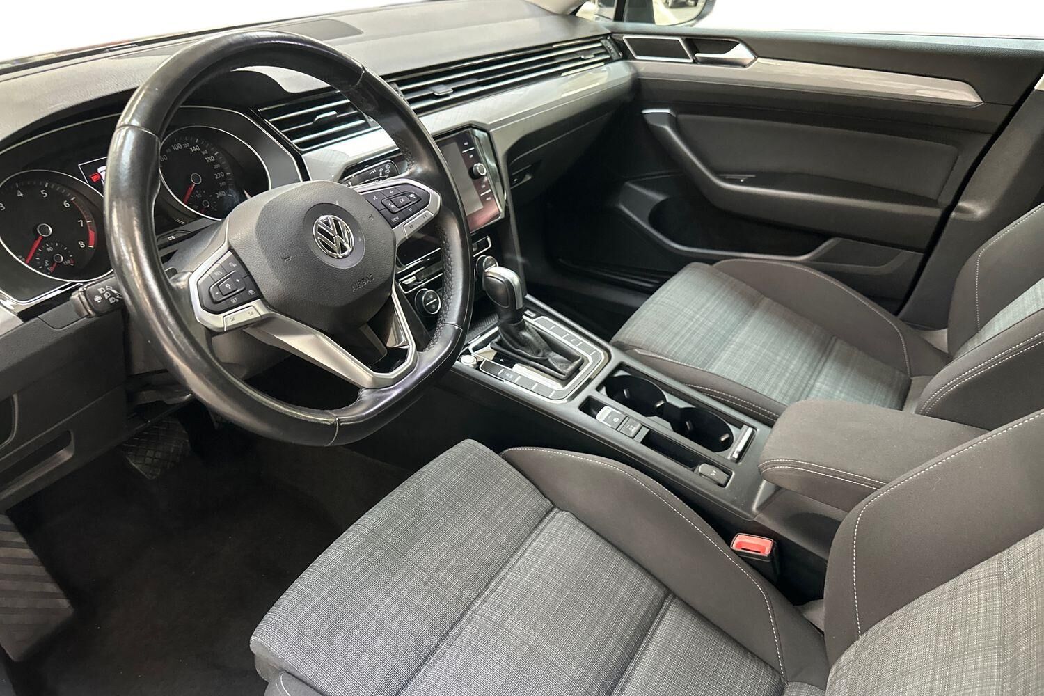 Billede af VW Passat Variant 1,5 TSI EVO ACT Business Plus DSG 150HK Stc 7g Aut.
