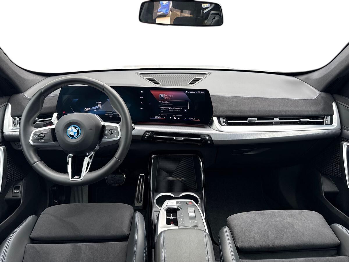 Billede af BMW iX1 eDrive20 EL M-Sport 204HK 5d Aut.