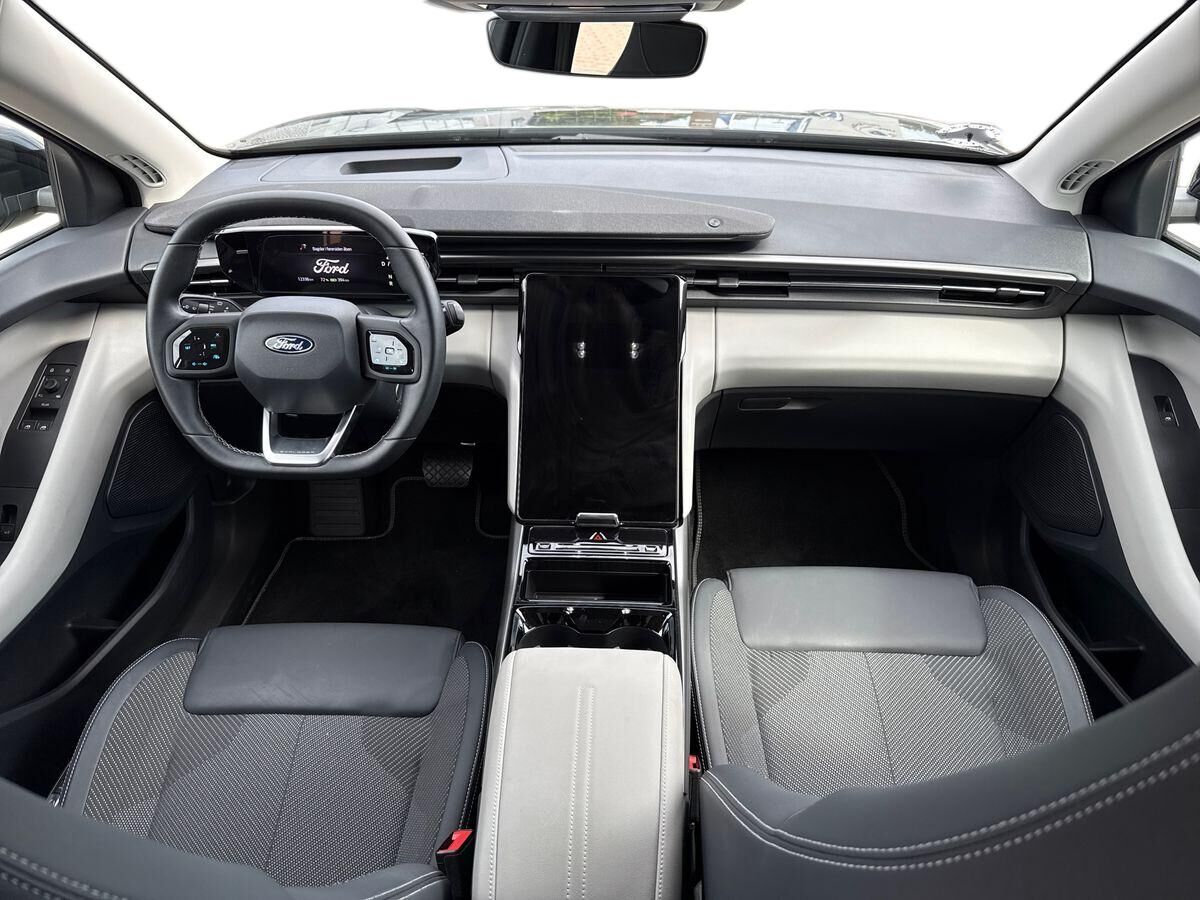 Billede af Ford Explorer EL UR Select RWD 286HK 5d Aut.