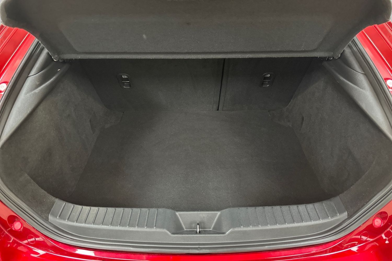 Billede af Mazda 3 2,0 Skyactiv-G  Mild hybrid Homura 150HK 5d 6g Aut.