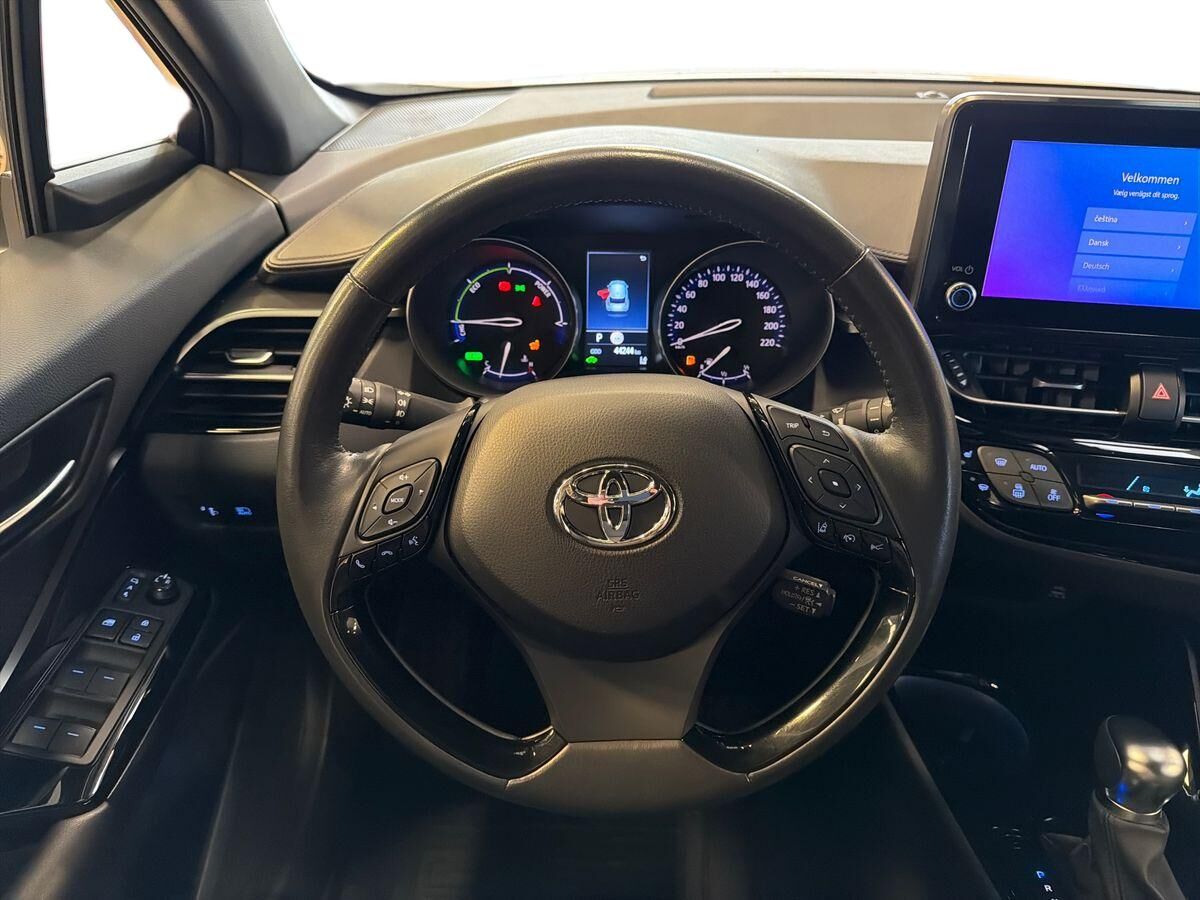 Billede af Toyota C-HR 2,0 Hybrid C-LUB Smart Multidrive S 184HK 5d Aut.